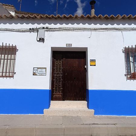 Calle Yelmo De Mambrino 19 Campo De Criptana Bagian luar foto